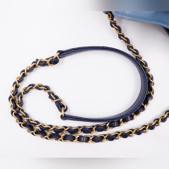 ❌️❌️SOLD ❌️❌️AT38❤️Chanel CC Lovely Chain Bucket Bag - Picture 12 of 16